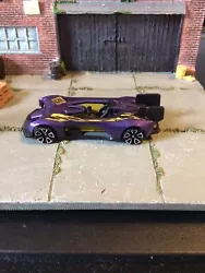 2021 Hot Wheels Electro Silhouette purple fresh 9 pack pull. Mint. Please see pictures for overall condition. I combine...