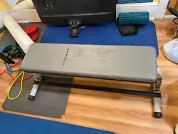 Fitness Gear FG200 Weight Bench. Great condition. Can be used for many many different exercises. 