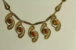 THIS IS AN OUTSTANDING J7259 ANTIQUE 30S CZECH BRASS AMBER RHINESTONE FILIGREE LINK NECKLACE 15 1/2