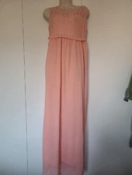 Size xl coral prom dress Bridesmaid dress 👗 new  Please see pictures 📷 📸  From a smoke and pet free home 🏡...