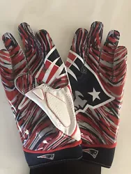 Nike Superbad 4.5 Patriots Football Receiver Gloves. Adult Large. Brand NewBrand new w Nike backing card attached Smoke...