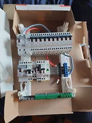 Tableau electrique legrand 26 modules. Disjoncteurs legrand . Longueur 13 modules. 2 peignes pour disjoncteur. 1 ×...