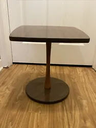 Vintage Mid Century Modern Formica Top Retro End Table Pedestal Plant Stand.  Very good preowned Condition!Please view...