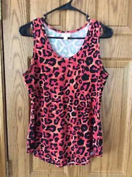 Lularoe Sleeveless Tank Top Small GUC. Good pre owned condition. A couple pilling spots but not overly noticeable....