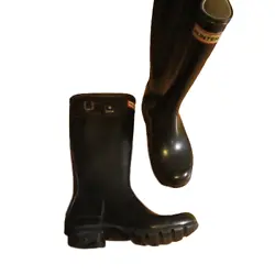 Hunter Gloss tall boot reflective back. in excellent condition.