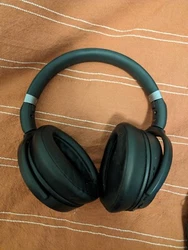 Enjoy the freedom of wireless technology with Bluetooth connectivity, while the ear-cup design provides comfortable...