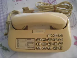 Ce téléphone est toujours en bon état de fonctionnement.