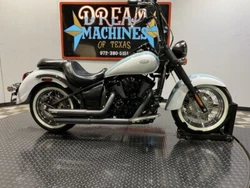 YOU ARE LOOKING AT A 2020 KAWASAKI VULCAN 900 CLASSIC WITH 3,183 MILES ON IT. IT IS RETRO BLUE AND PEARL BLIZZARD WHITE...