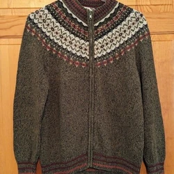 Tiara Sweater Womens Size Small Green Tan Fair Isle Knit Cardigan Full Zip. Excellent pre-owned condition