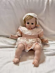 *FREE SHIPPING*1965 Madame Alexander Baby DollBlonde hair Blue eyes that close when laid down and open when picked...