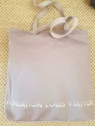 Sac en toile 100% coton Fondation Louis Vuitton Neuf.