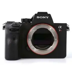 X1 Appareil photo numérique hybride mirrorless Sony Alpha a7R III (ILCE7RM3A - Nouveau modèle). Arborant une...