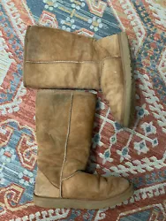 Ugg Boots Tall Size 7Pre-owned, wear present, still a lot of life left