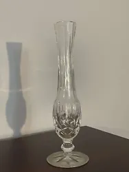 Brand: Unknown Color: Clear Material: Glass Size (height x width): 9.5in. x 2in. Condition: Like new