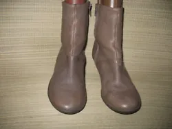 Camper greyish/brownish leather boot. Assist with technical difficulties.