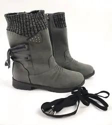 Rosy Gray Back Lace-Up Ankle Boot Womens Size 8.5