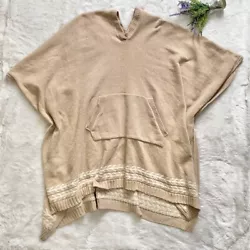 Great condition! Soft surroundings chenille poncho. Single front Pouch pocket. Super soft polyester knit fabric. Rubbed...