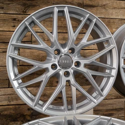 Contenu de la livraison : 4x nouvelles jantes en aluminiumRW01 8Jx18 ET45 5x112 Argent20x boulons de roue (si les...