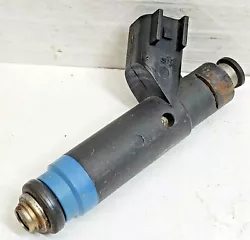        DODGE FUEL INJECTOR 04854181 OEM USED IN GREAT TESTED CONDITION TAKEN FROM CAR IN USE , ALL OUR ITEM SAFE...