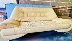 ITALIAN LEATHER COUCH and LOVESEAT SET - Off White Beige $6500. It’s a very nice stylish set . We bought new...