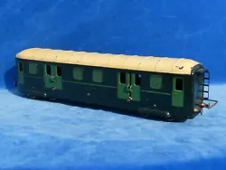 Old miniature car train - Nice ! Voiturepour train miniature -Joli! -Poids : Environ 530 g (Wagon ) +. g (Boite). I...