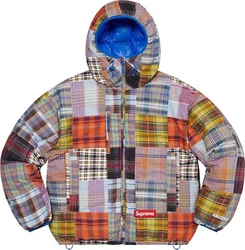 This jacket is in perfect like new condition. Size Med.