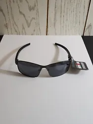 Foster Grant IronMan STRIDE Black Sunglasses 100% UV NEW.
