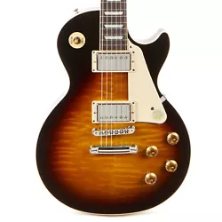 La Gibson Les Paul Standard 50s évoque la sensation et le son classiques dun véritable LP des années 1950, grâce à...
