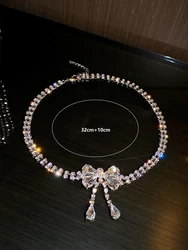 Color: SilverGender: WomenMaterial: GlassDetails: BowType: Chain ChockersStyle: GlamorousProduct Measurements in cm...