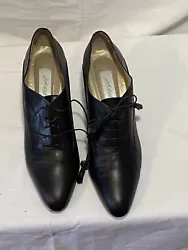 Lord & Taylor Dress Shoes, Lace, Size 9.5. Only worn a few times.