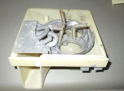 THIS CANDY WHEEL AND BRUSH IS IN GOOD CONDITION. GOOD FOR THAT PROJECT, RESTORATION OR SPARE. A GREAT DEAL AT THIS...