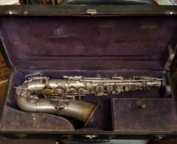 1920s Vintage BUESCHER SAXOPHONE True Tone w/Case Nice Working Condition!.