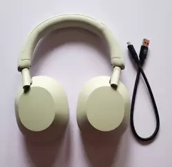 These headphones are in excellent working condition; ambient sound, noise cancelling, touch feature work great. The...