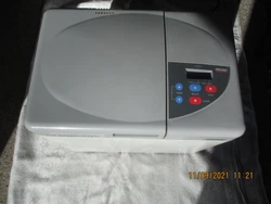 Welbilt Model ABM300 Bread Machine Loaf Maker. good condition ,hardly use.