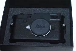 Leica Maestro II Image Processor. Also contributing to durability, the top and bottom plates are constructed from brass...