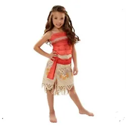 The skirt also has two layers that include fringe details for an authentic Moana Adventure look! Bonus: Felt Moana...
