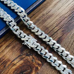 This is the stylish, authentic, Miami Cuban chain know for its thick & heavy links with a brilliant shine! -These are...