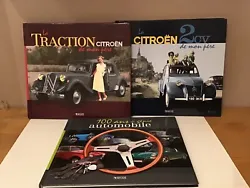 Lot de trois Livres Sur Automobile. État : Comme neufVoir photos1 livre sur Citroën 2 ce1 livre sur la traction...