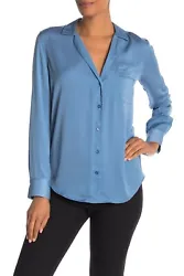 A classically chic button shirt with a lightweight construction and smooth-satin finish. - Spread collar - Long sleeves...