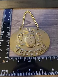 PENCO SOLID BRASS PINEAPPLE HANGING WELCOME SIGN WITH CHAIN. 4