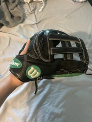 Wilson a2000 Nori Akoi Model. From my knowledge this a Japanese exclusive and u could only get it there so it’s very...