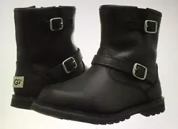 UGG Kids Harwell (Toddler/Little Kid) Size 12 Black . Brand New. Side zipper closure easy on and off. Dual cross straps...