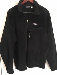 Patagonia Fleece 1/4 Zip Embroidered Logo L Black. Condition is Pre-owned. Shipped with USPS Priority Mail.