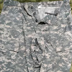 AUTHENTIC DIGITAL ACU CAMO PANTS. Color: Multi-Color ACU (Pictured). THESE are Pre-Owned Authentic UNITED STATES G.I....