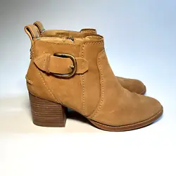 Ugg Leahy Mole Booties Ankle Boots Womens 9.5 Brown SuedePlease don’t hesitate to reach out with any questions!