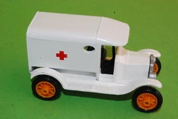 Lune de ces activités était la poursuite de la production de voitures miniatures deBest Box. Ford Model-T Van (1971)....