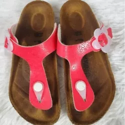 Girls Birkenstock Rio Candy Gizeh for Birk with Flower Closure.Condition: Used, Gently with minimal staining with...