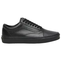 From skateboarders to fashionistas, the Vans Old Skool is loved for its clean, low-profile design, durability, and...