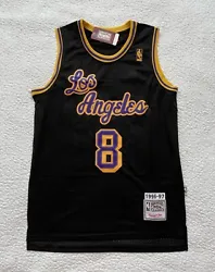 Kobe Bryant - Los Angeles Lakers Basketball Jersey.