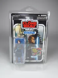 Superb example in mint conditions. Mint card, unpunched, clear and intact bubble. LUKE SKYWALKER. THE CLONE WARS.
